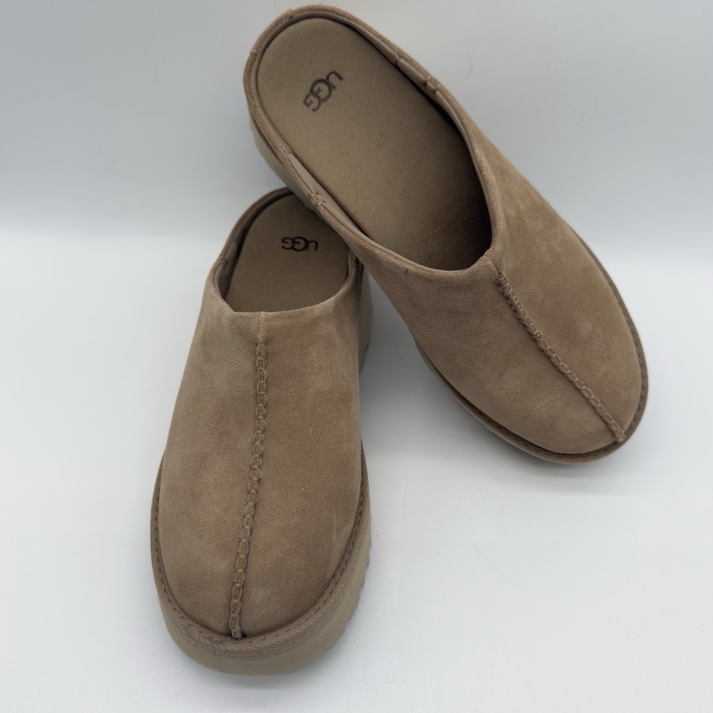 UGG‎ New Heights Sand Suede Platform Clog Women's Size US 11